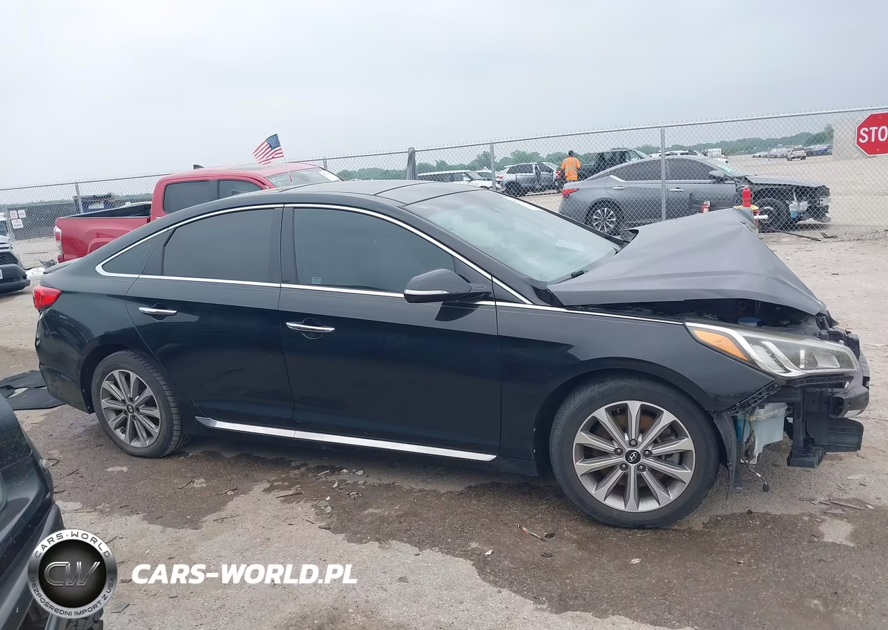2016 Hyundai Sonata Limited VIN:5NPE34AF9GH327520 - 13