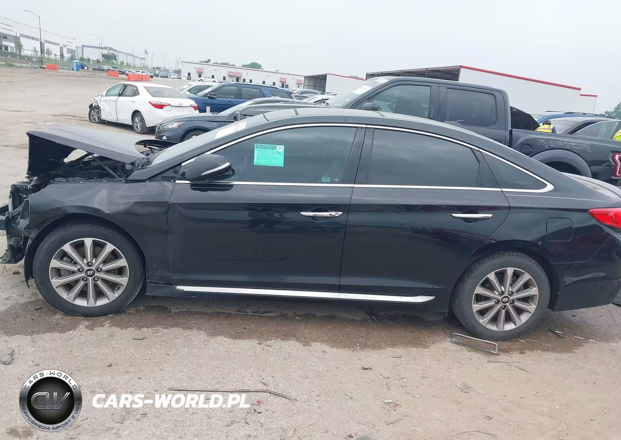 2016 Hyundai Sonata Limited VIN:5NPE34AF9GH327520 - 14