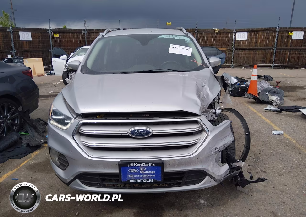 2019 Ford Escape Titanium VIN:1FMCU9J98KUA19244 - 13
