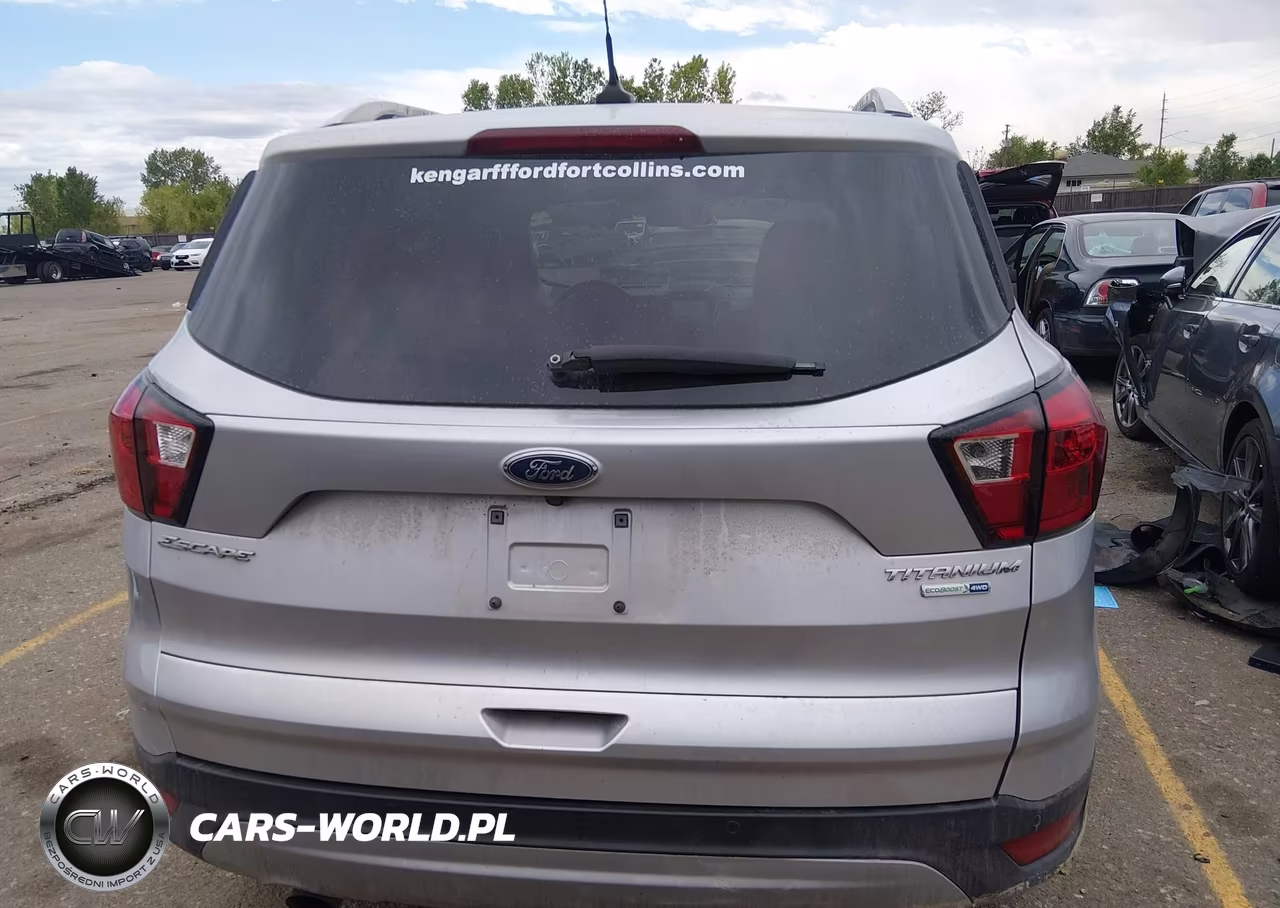 2019 Ford Escape Titanium VIN:1FMCU9J98KUA19244 - 17