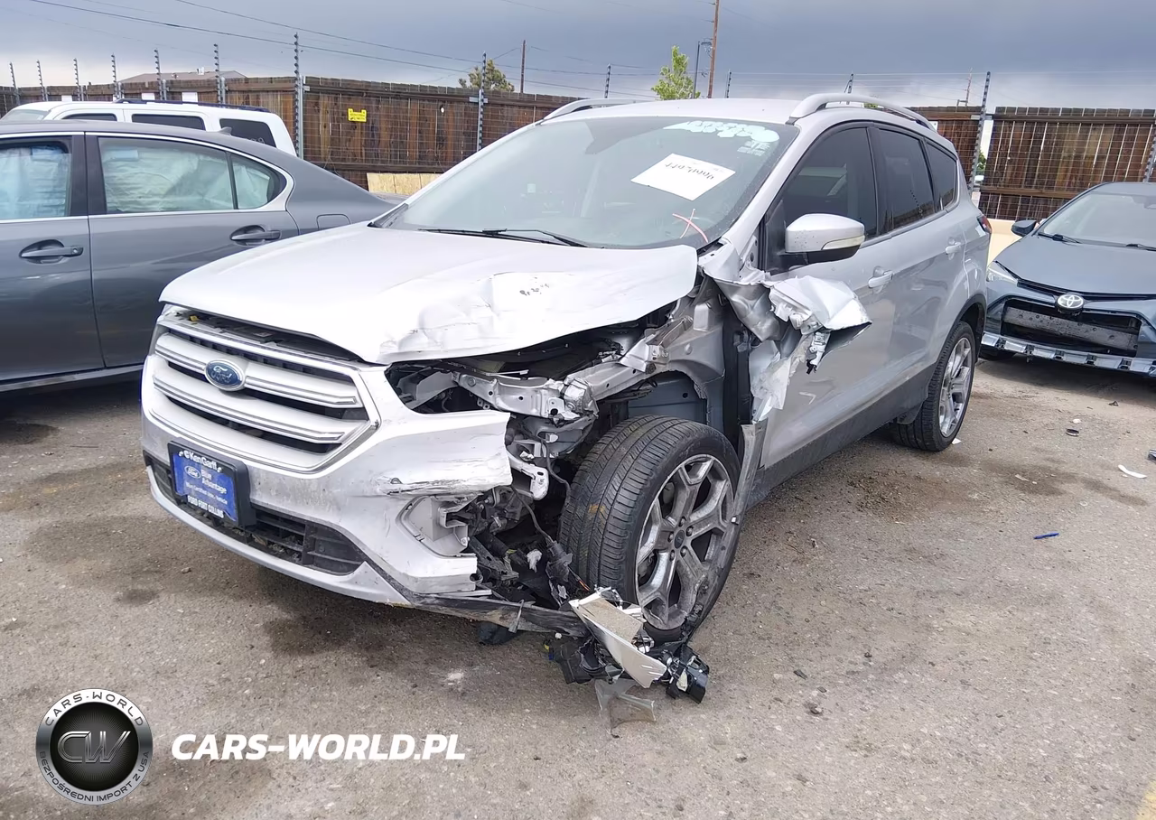 2019 Ford Escape Titanium VIN:1FMCU9J98KUA19244 - 2