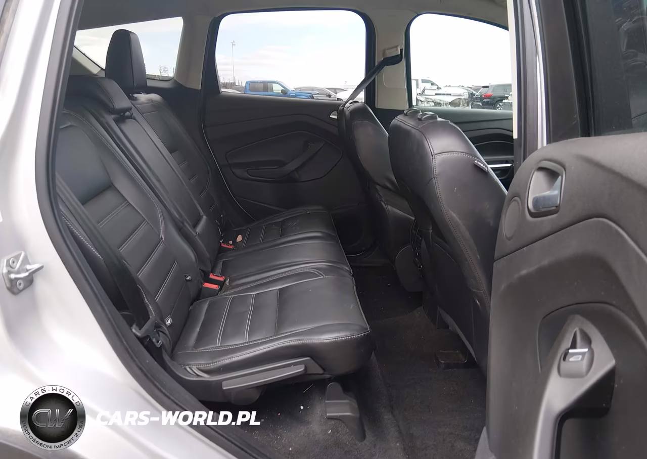 2019 Ford Escape Titanium VIN:1FMCU9J98KUA19244 - 8