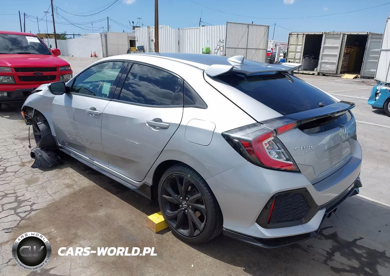 2018 Honda Civic Sport VIN:SHHFK7H46JU210396 - 3
