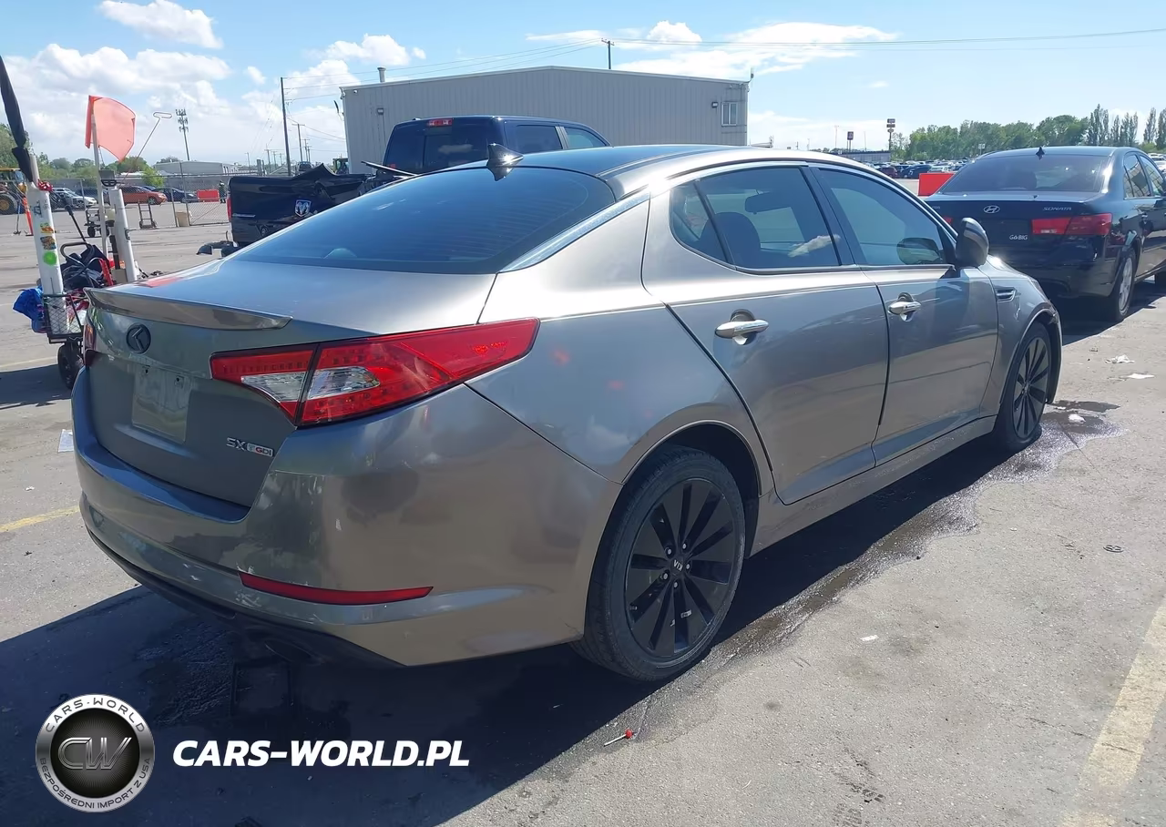 2012 Kia Optima Sx VIN:5XXGR4A64CG014520 - 4