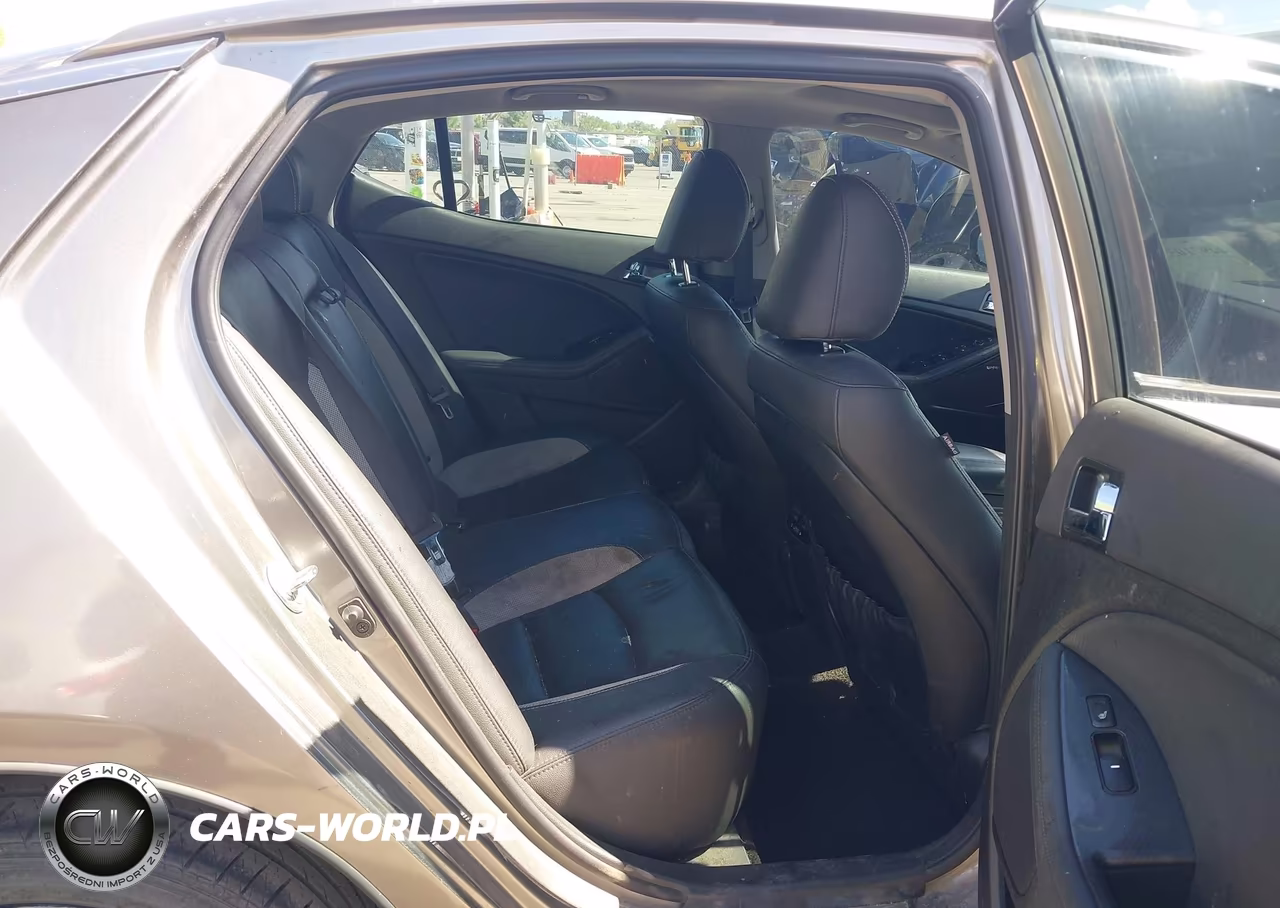 2012 Kia Optima Sx VIN:5XXGR4A64CG014520 - 8