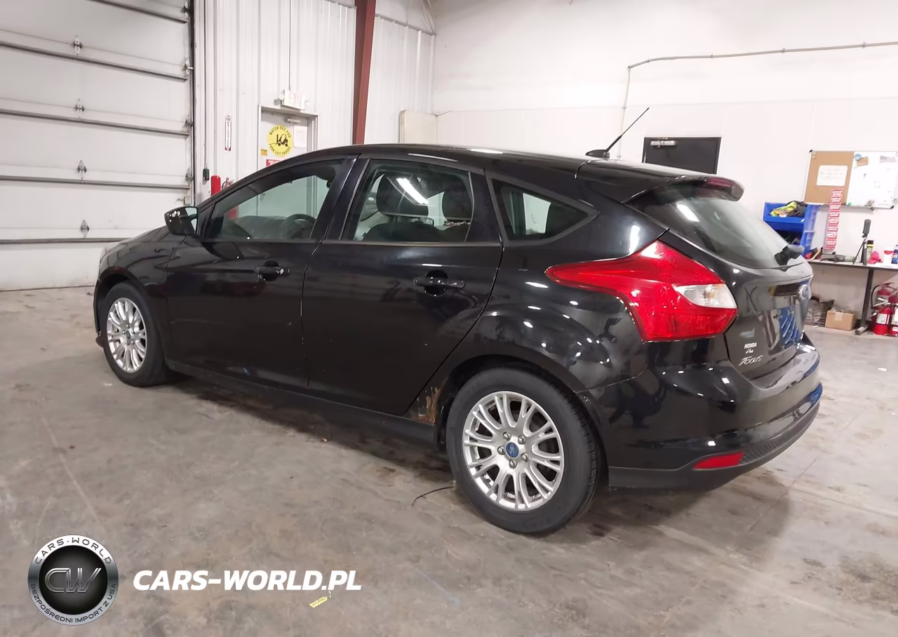 2012 Ford Focus Se VIN:1FAHP3K23CL430712 - 3
