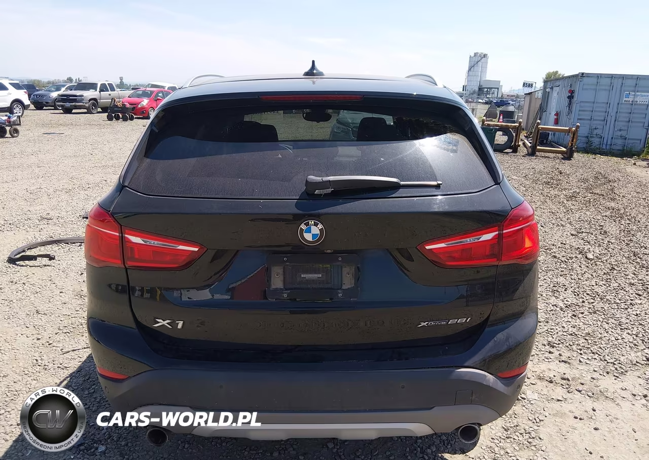 2019 BMW X1 xDrive28I VIN:WBXHT3C55K5L89410 - 17