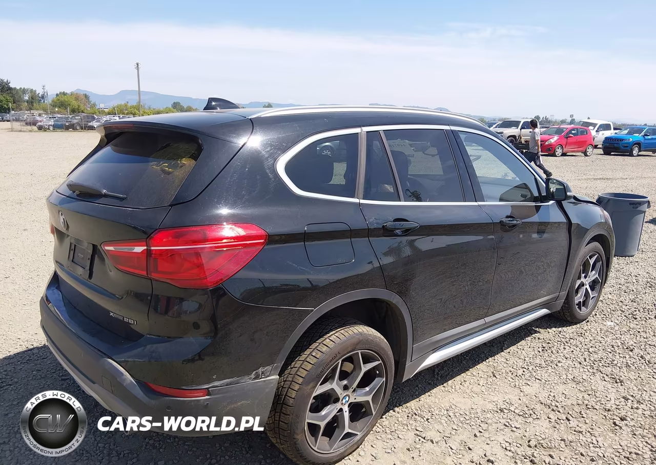 2019 BMW X1 xDrive28I VIN:WBXHT3C55K5L89410 - 4
