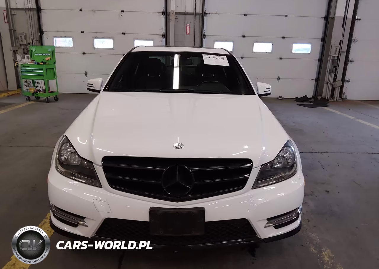 2014 Mercedes-Benz C 250 Sport VIN:WDDGF4HB7EG241066 - 12