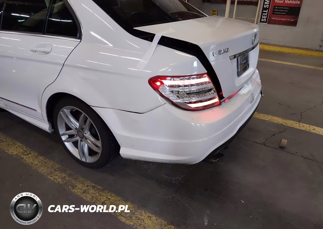 2014 Mercedes-Benz C 250 Sport VIN:WDDGF4HB7EG241066 - 6