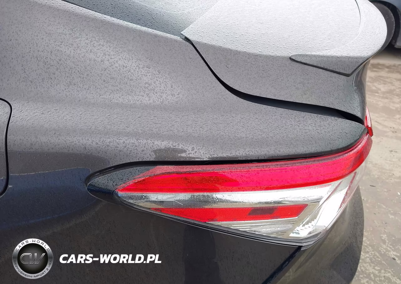 2019 Toyota Camry Le VIN:4T1B11HK0KU183327 - 18