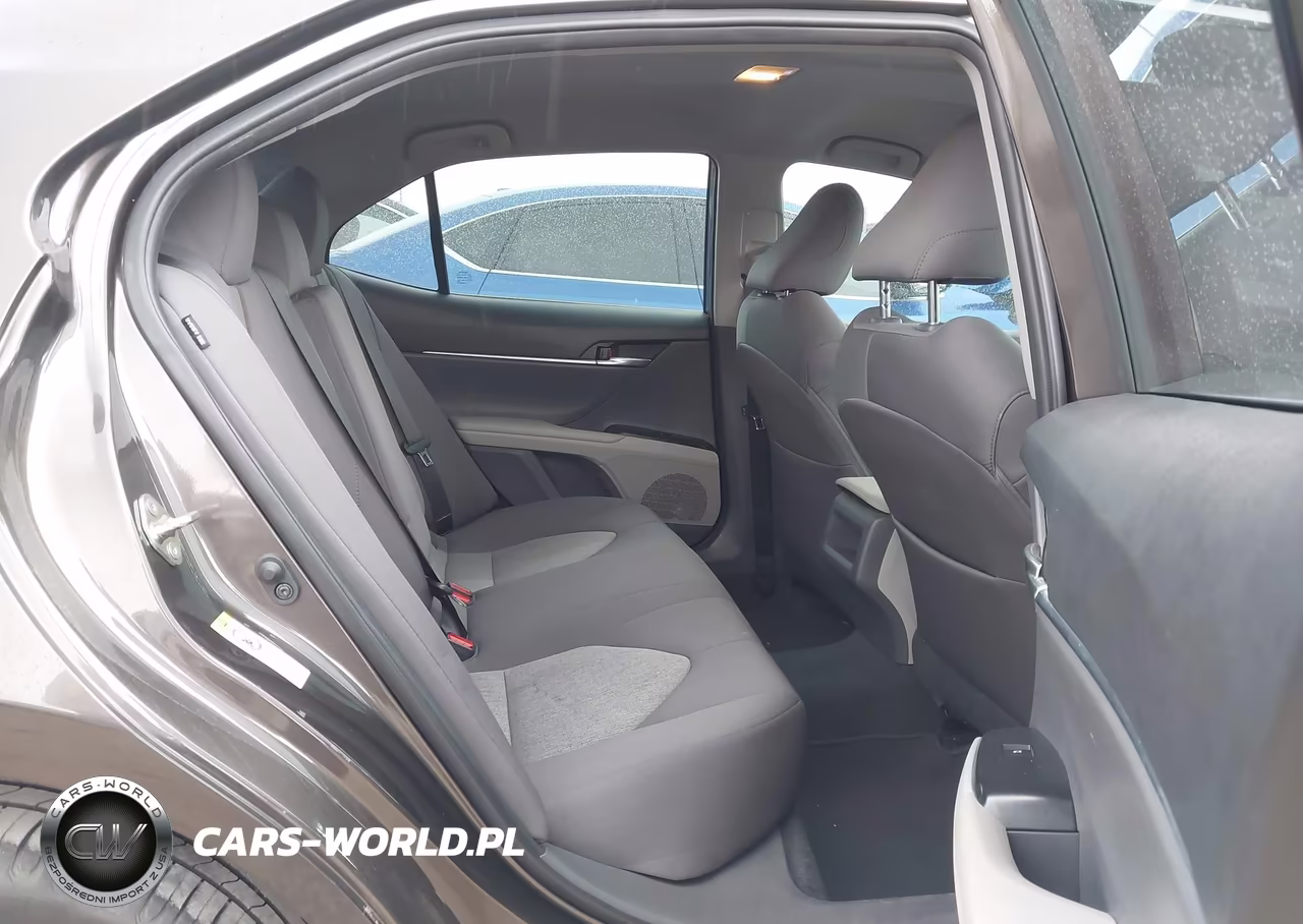 2019 Toyota Camry Le VIN:4T1B11HK0KU183327 - 8