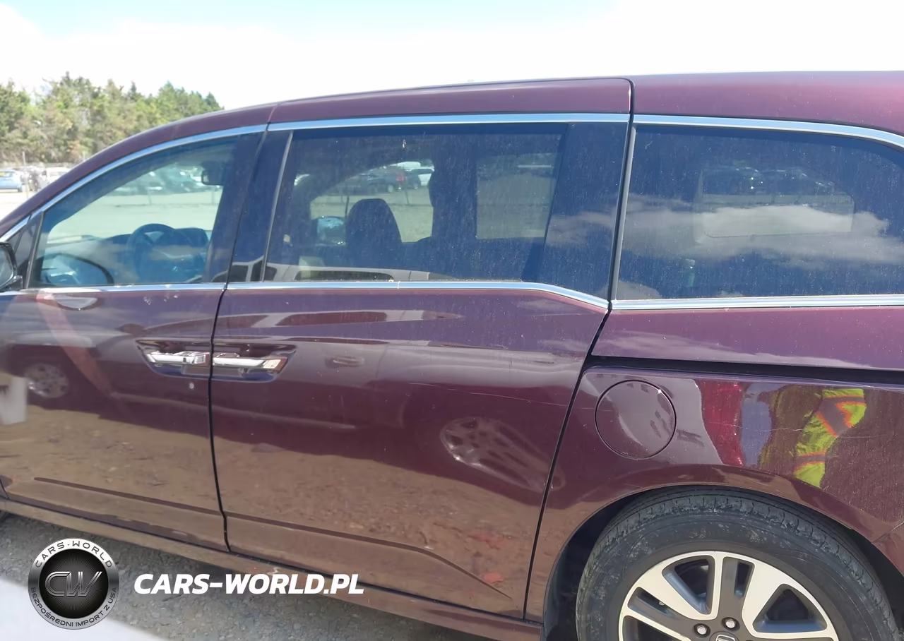 2014 Honda Odyssey Touring-Touring Elite VIN:5FNRL5H95EB040792 - 15