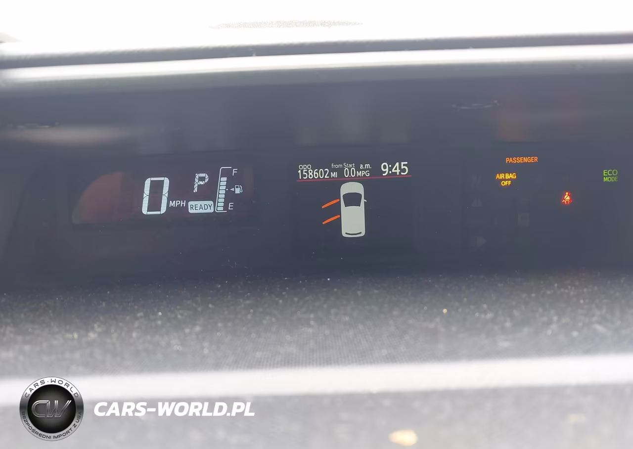 2015 Toyota Prius C Two VIN:JTDKDTB30F1577166 - 7