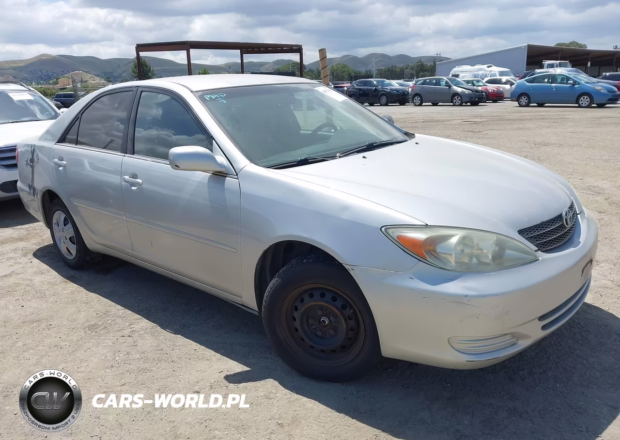 2004 Toyota Camry Le
