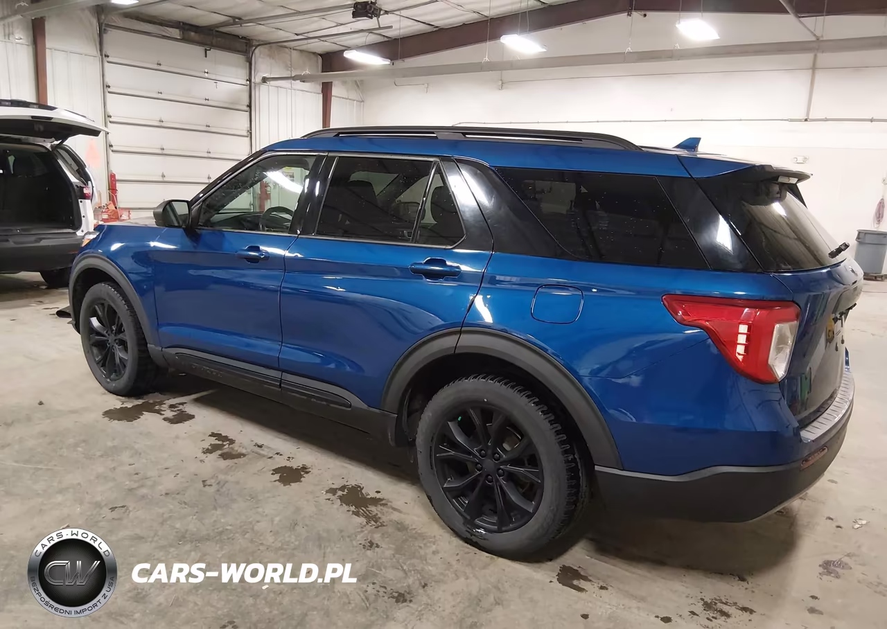 2020 Ford Explorer Xlt VIN:1FMSK8DH9LGC84754 - 3