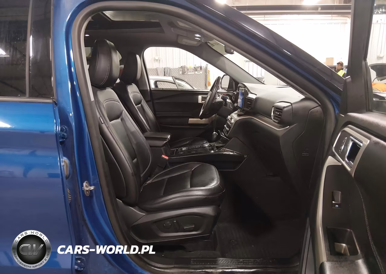 2020 Ford Explorer Xlt VIN:1FMSK8DH9LGC84754 - 5