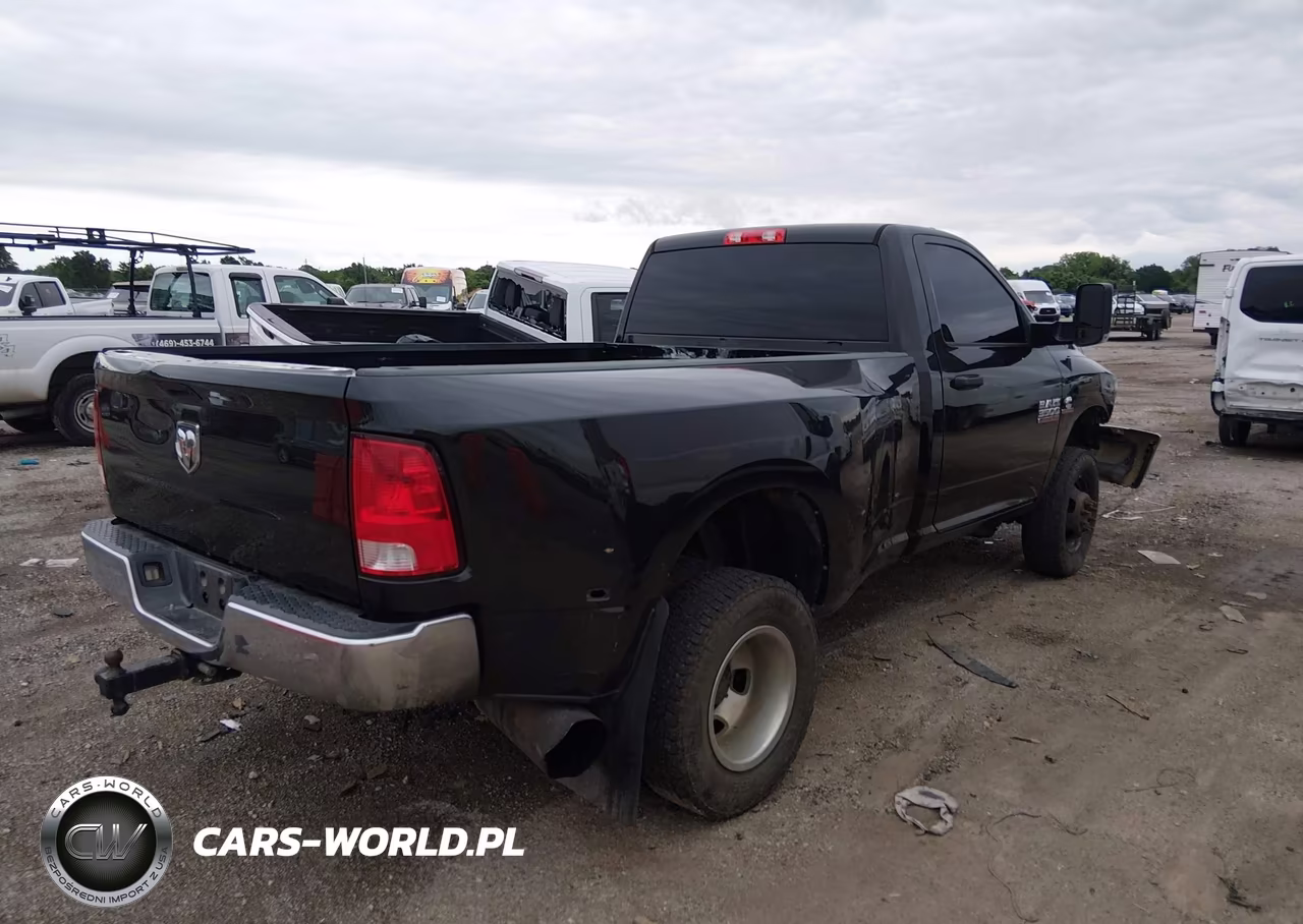 2017 Ram 3500 Tradesman 4X2 8' Box VIN:3C63RPAL2HG770137 - 4
