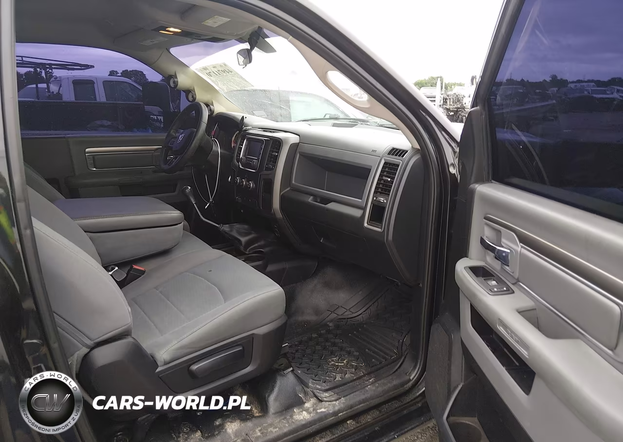 2017 Ram 3500 Tradesman 4X2 8' Box VIN:3C63RPAL2HG770137 - 5