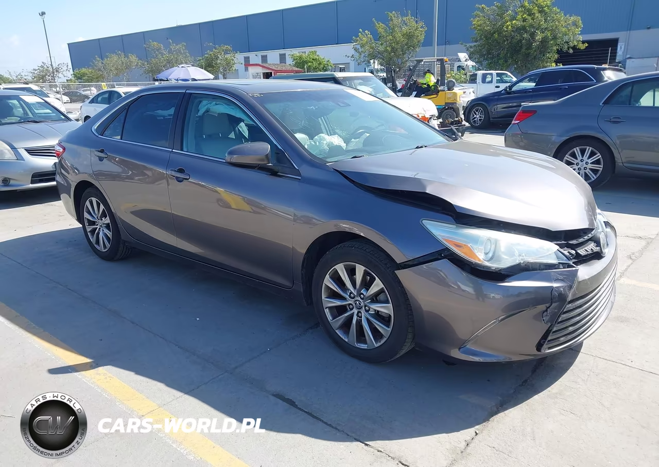2016 Toyota Camry Xle