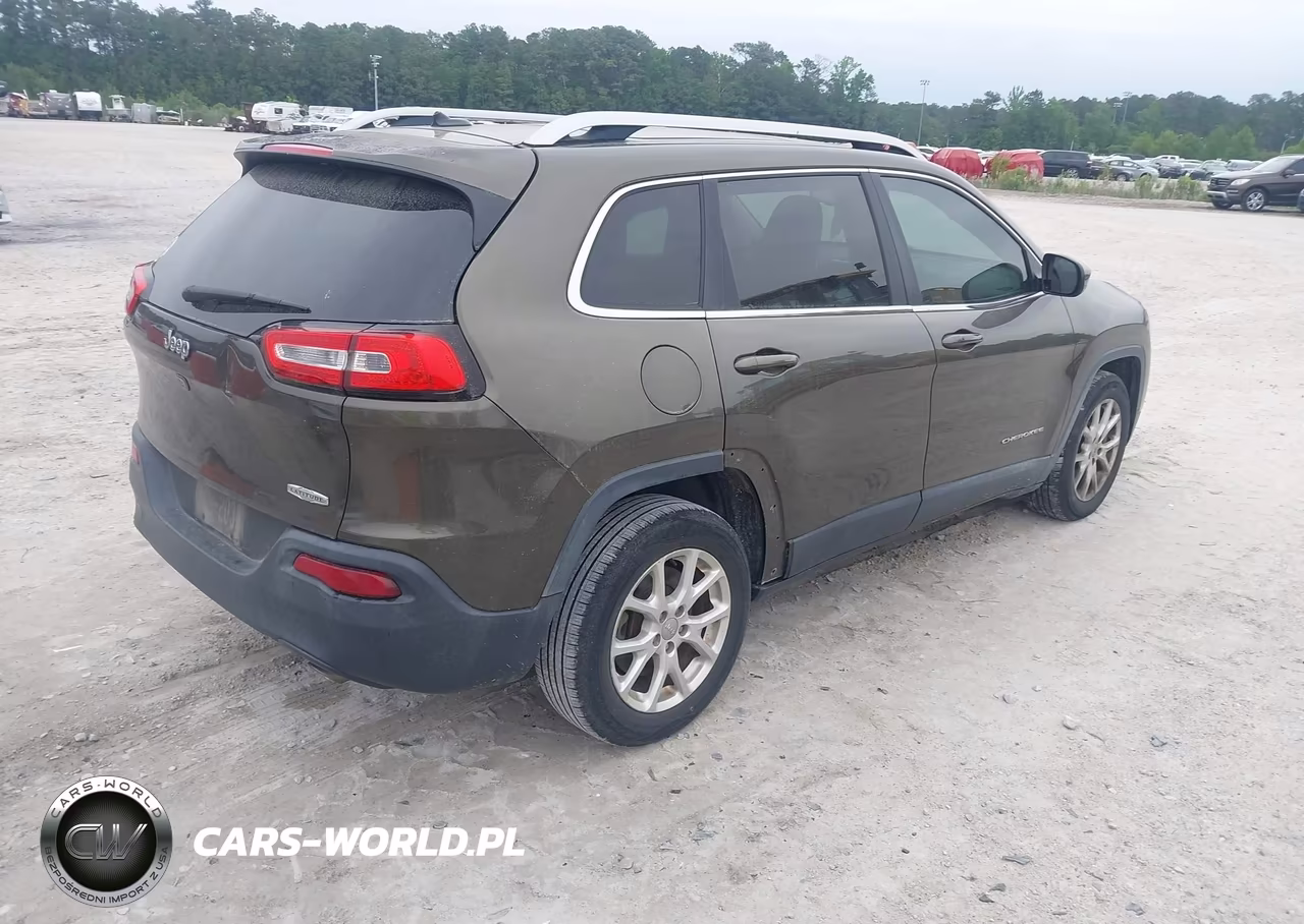 2014 Jeep Cherokee Latitude VIN:1C4PJLCS1EW299884 - 4