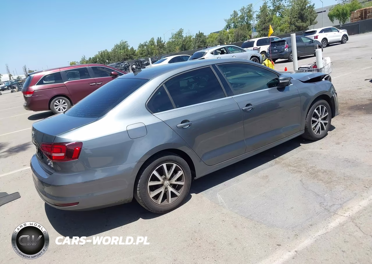 2018 Volkswagen Jetta 1.4T Se-1.4T Wolfsburg Edition VIN:3VWDB7AJ9JM259674 - 4