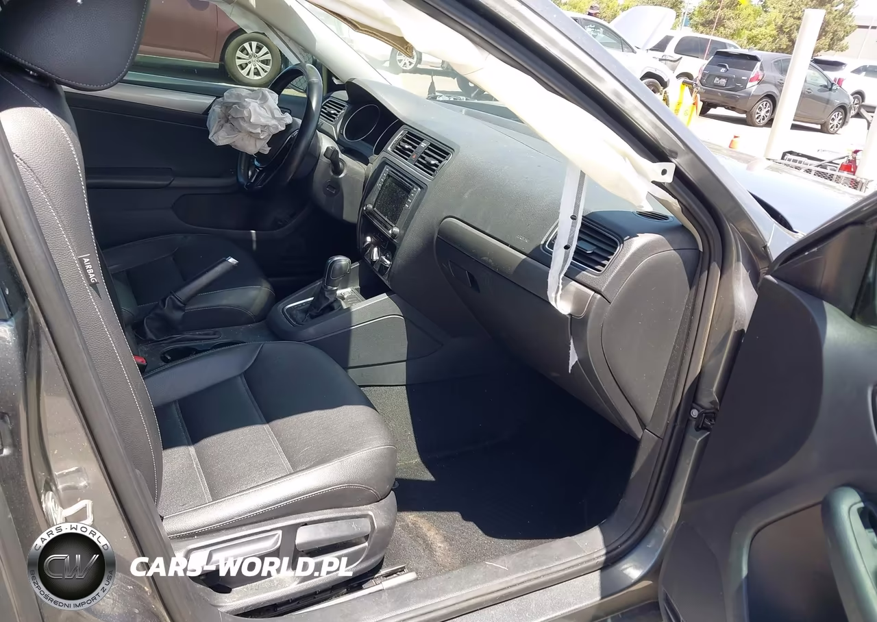 2018 Volkswagen Jetta 1.4T Se-1.4T Wolfsburg Edition VIN:3VWDB7AJ9JM259674 - 5