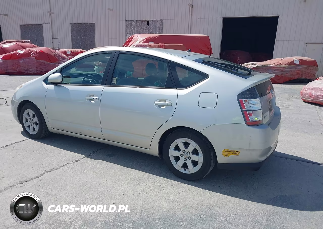 2004 Toyota Prius VIN:JTDKB20U840032900 - 3
