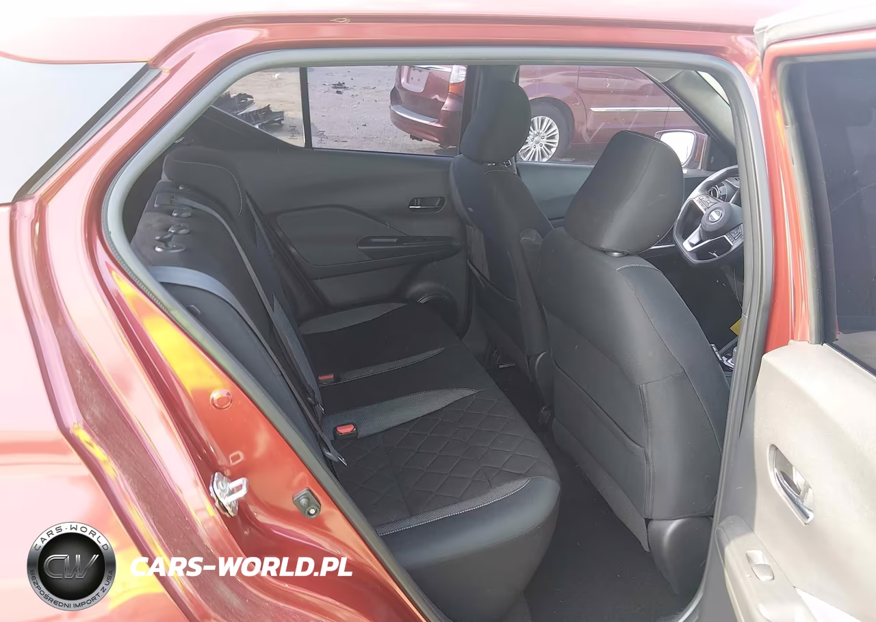 2019 Nissan Kicks Sv VIN:3N1CP5CU0KL551686 - 8