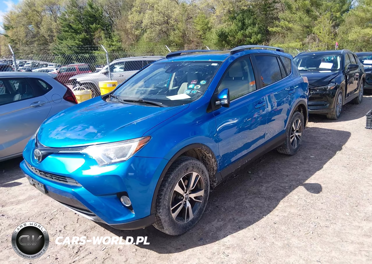2018 Toyota Rav4 Xle VIN:JTMRFREV1JJ745771 - 2