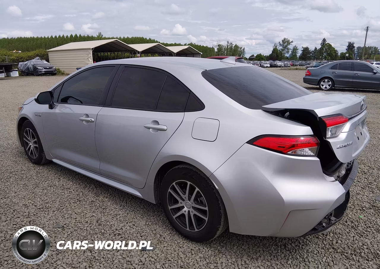 2021 Toyota Corolla Hybrid Le VIN:JTDEAMDE8MJ002918 - 3