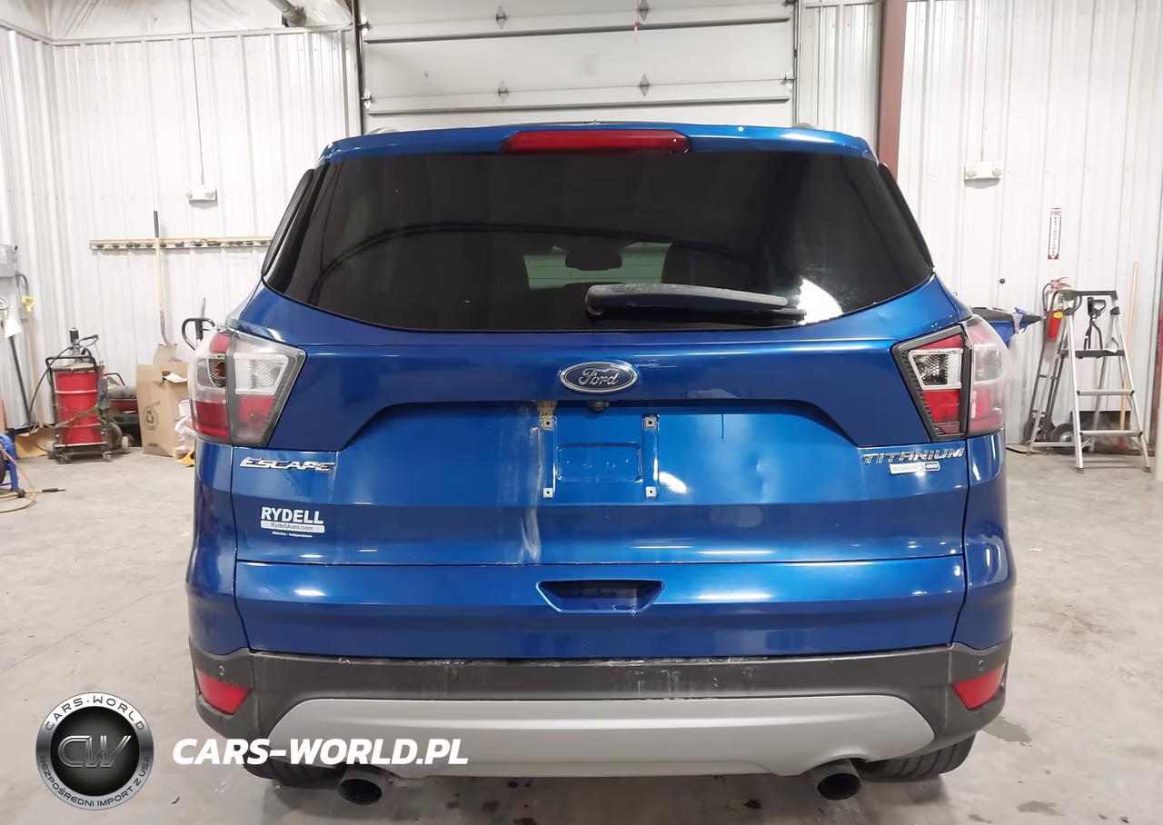 2017 Ford Escape Titanium VIN:1FMCU9J9XHUA73458 - 16