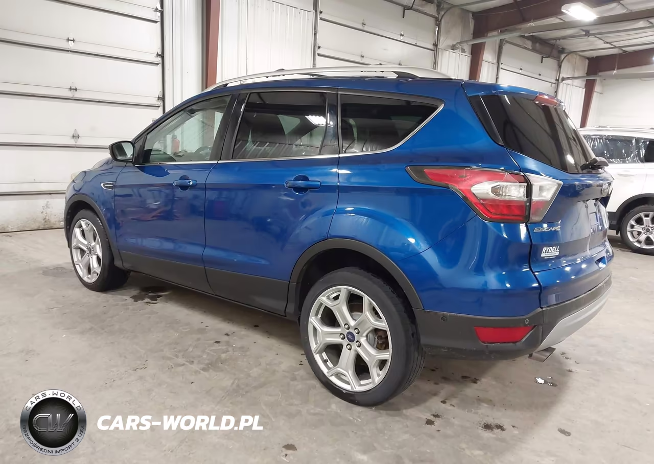 2017 Ford Escape Titanium VIN:1FMCU9J9XHUA73458 - 3