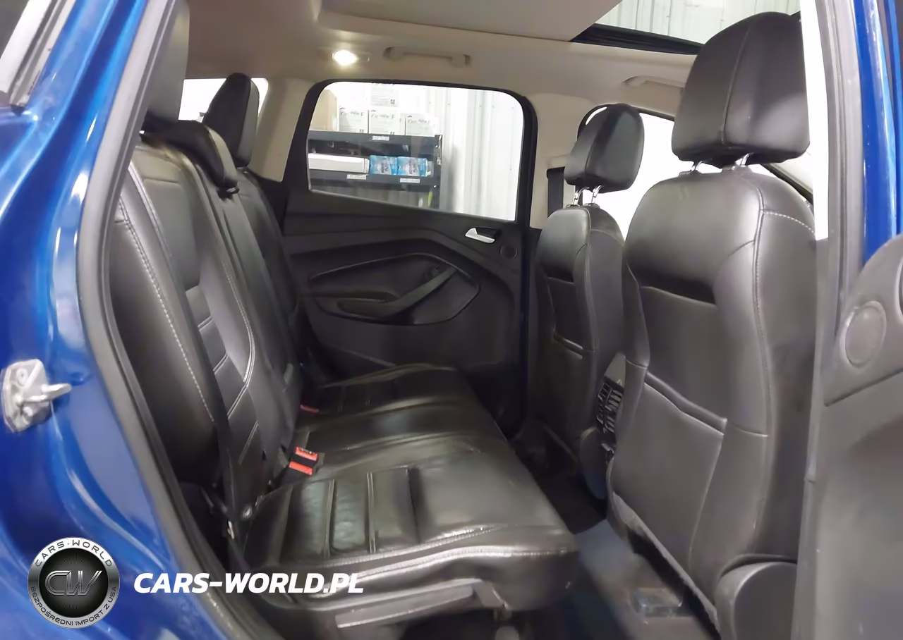 2017 Ford Escape Titanium VIN:1FMCU9J9XHUA73458 - 8