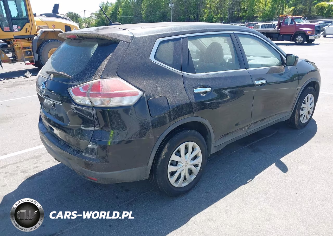 2015 Nissan Rogue S VIN:KNMAT2MT1FP531476 - 4