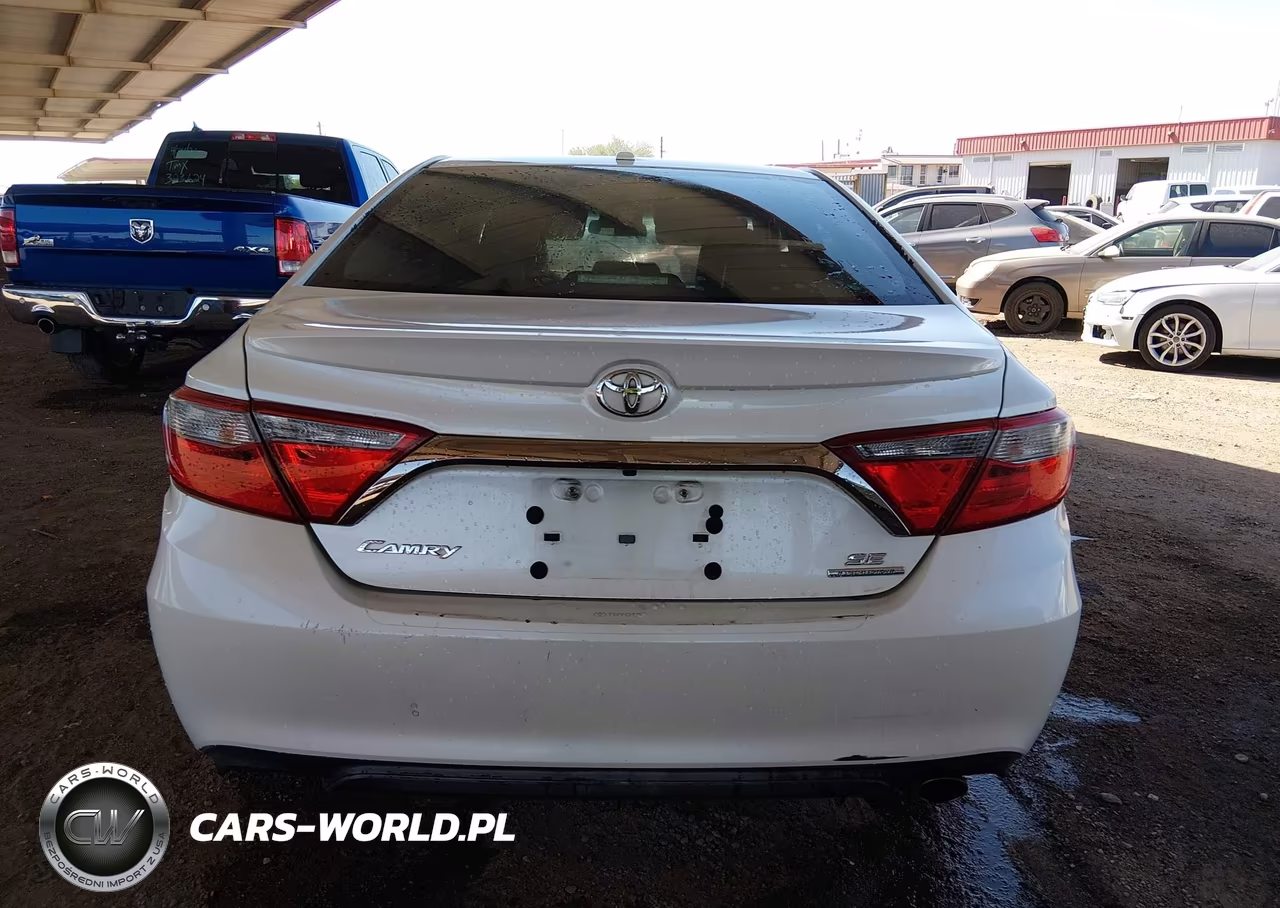 2016 Toyota Camry Se VIN:4T1BF1FK2GU163849 - 16