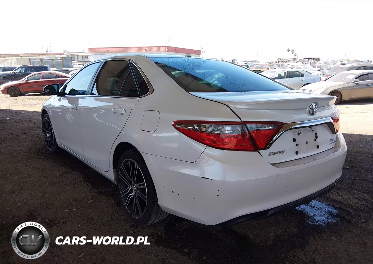 2016 Toyota Camry Se VIN:4T1BF1FK2GU163849 - 3