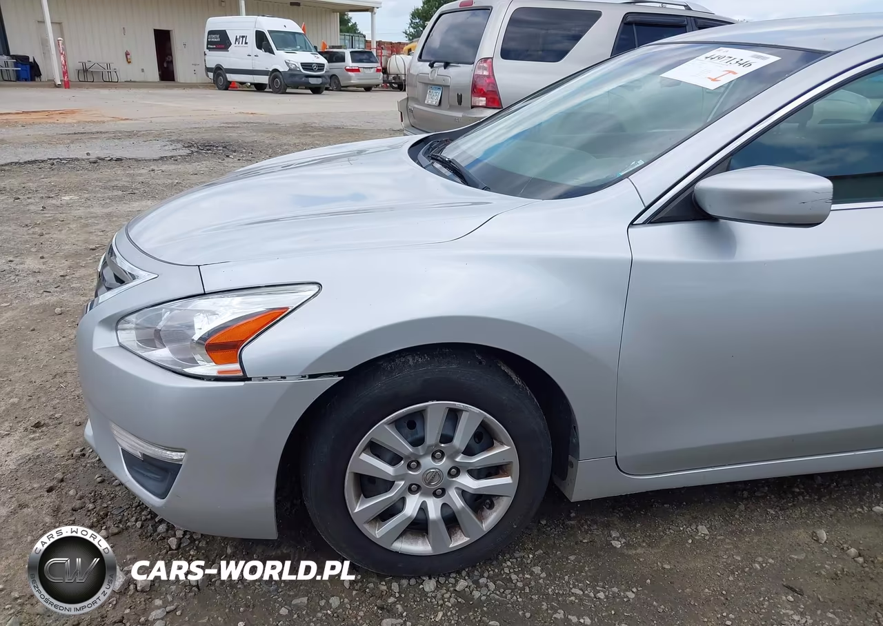 2015 Nissan Altima VIN:1N4AL3AP1FN322687 - 6