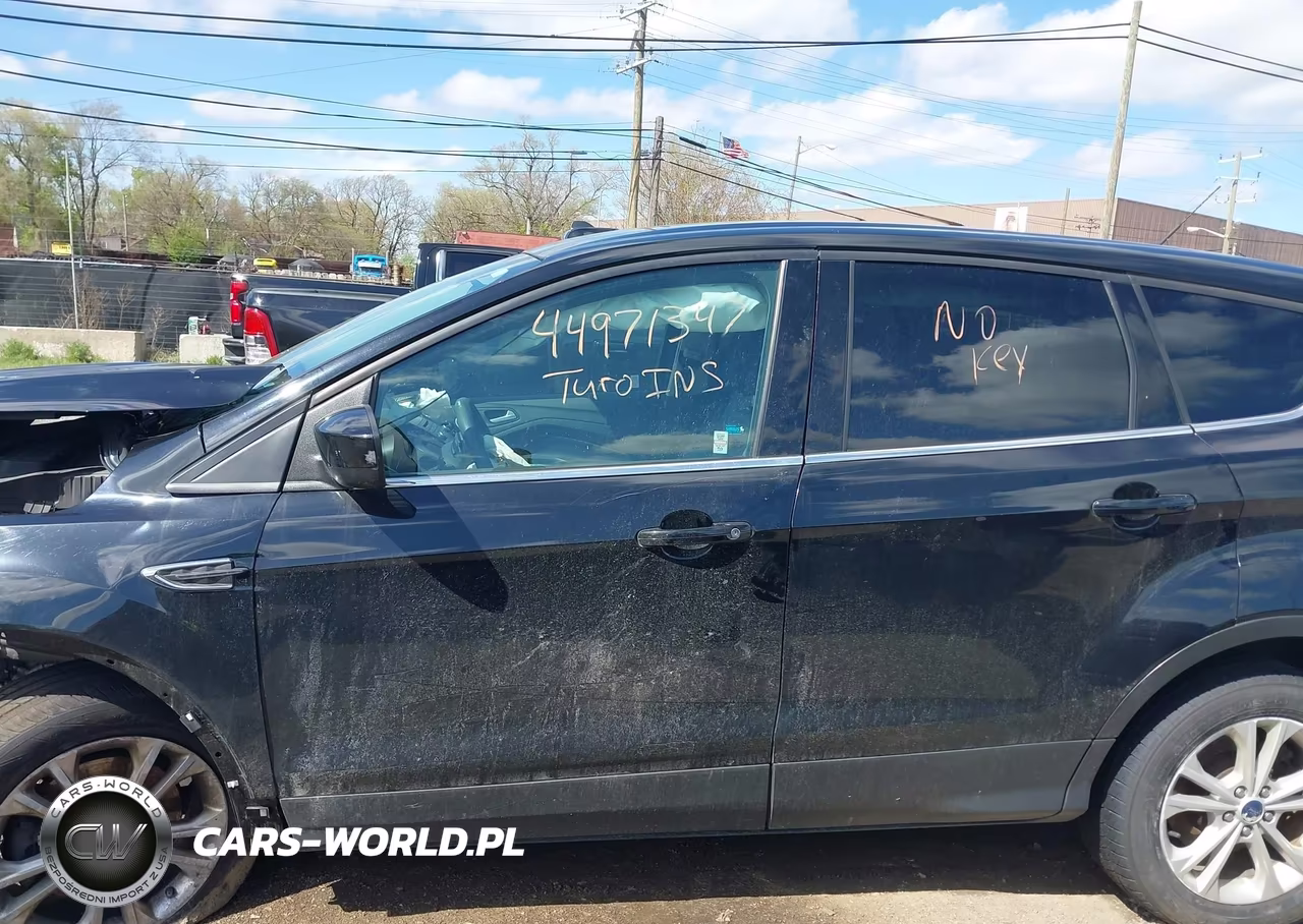 2017 Ford Escape Se VIN:1FMCU9GD5HUE44781 - 14