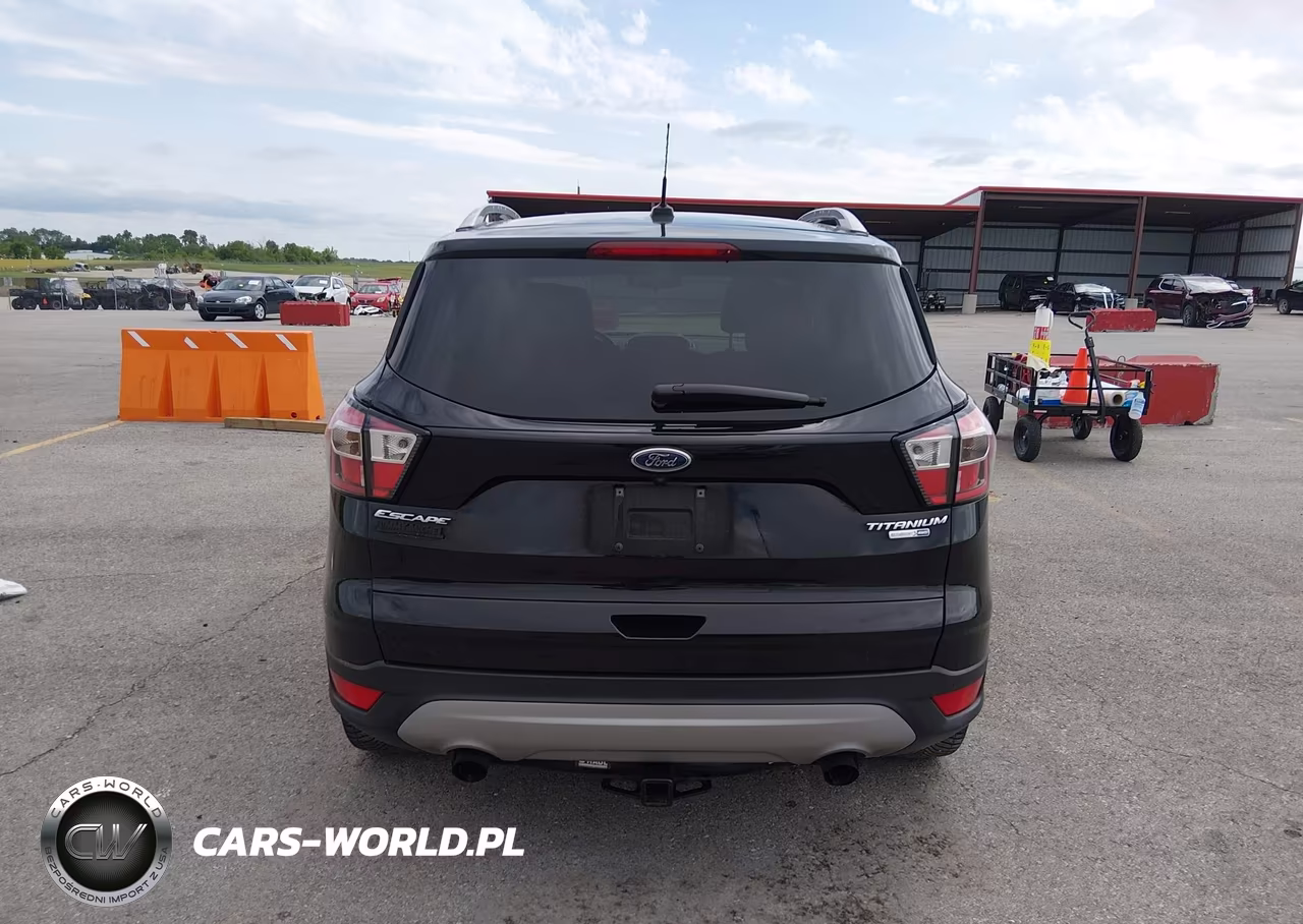 2017 Ford Escape Titanium VIN:1FMCU9JD1HUB80239 - 16