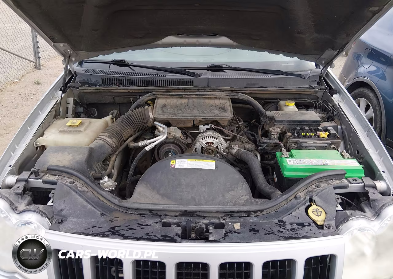 2010 Jeep Grand Cherokee Laredo VIN:1J4PS4GK2AC146322 - 10