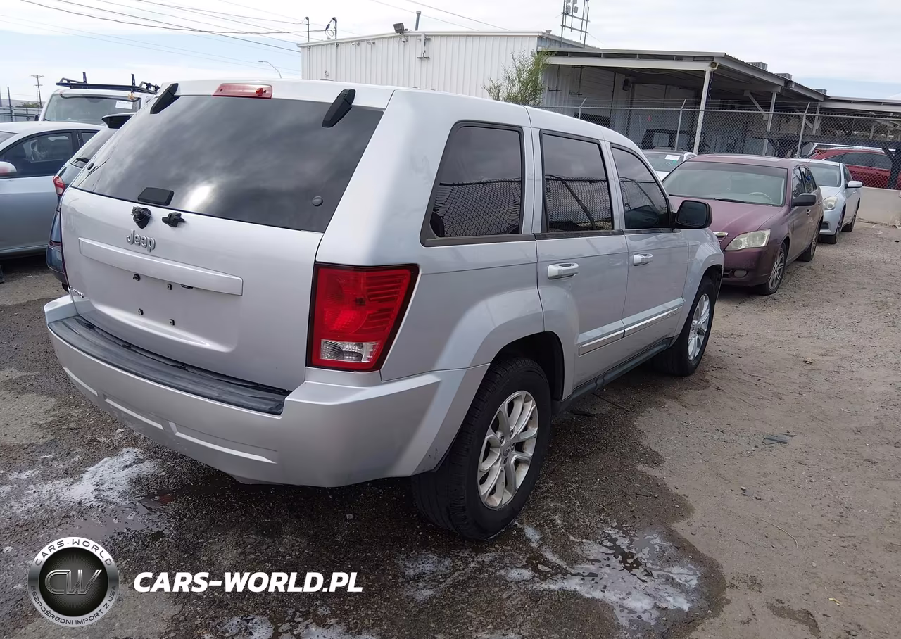 2010 Jeep Grand Cherokee Laredo VIN:1J4PS4GK2AC146322 - 4
