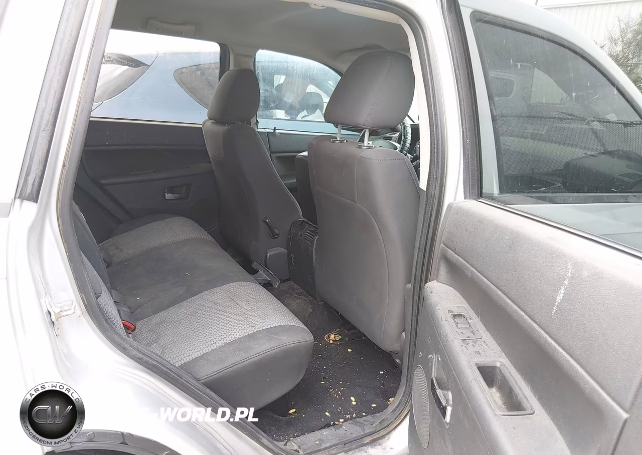 2010 Jeep Grand Cherokee Laredo VIN:1J4PS4GK2AC146322 - 8