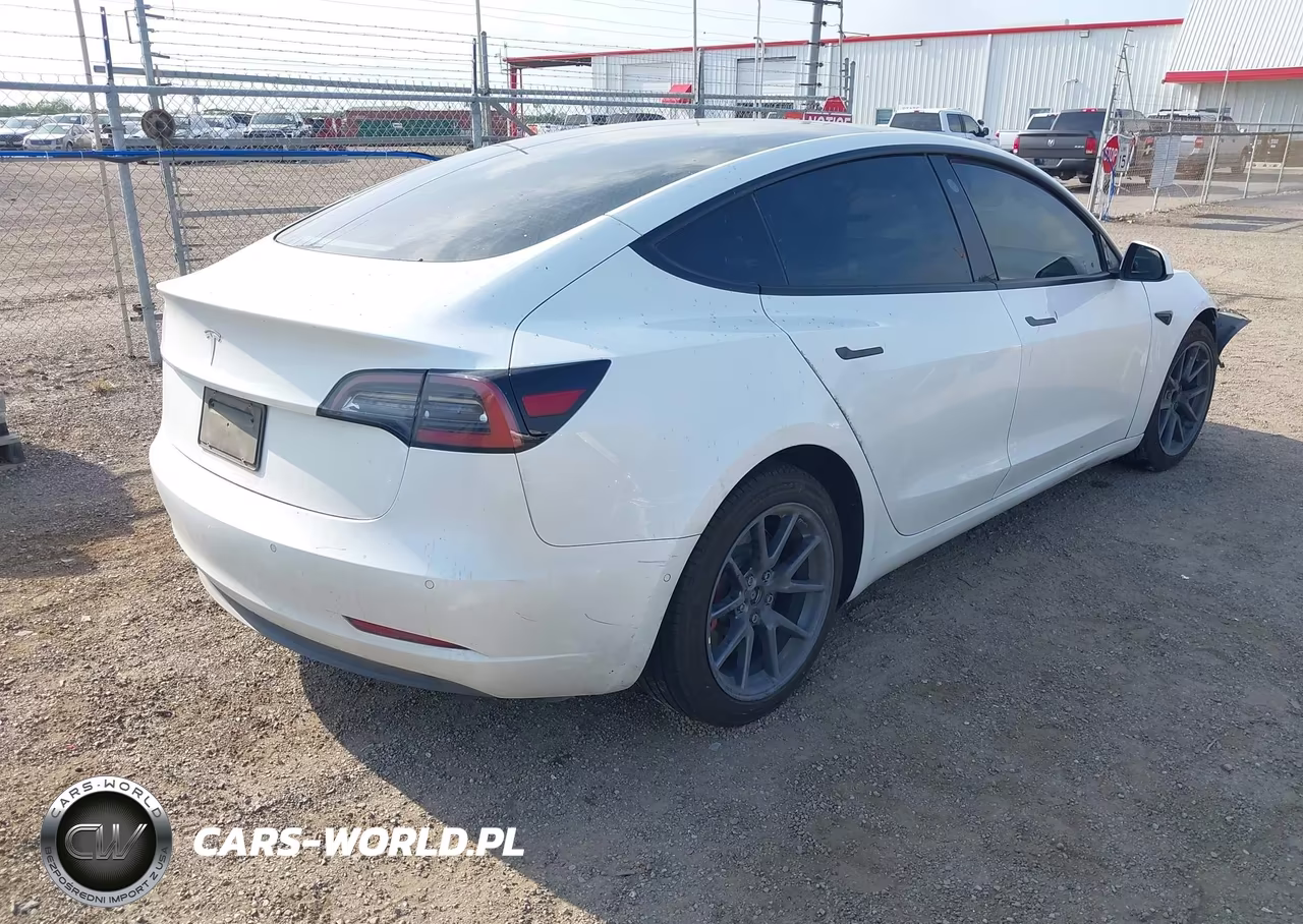 2021 Tesla Model 3 Standard Range Plus Rear-Wheel Drive VIN:5YJ3E1EA2MF978013 - 4