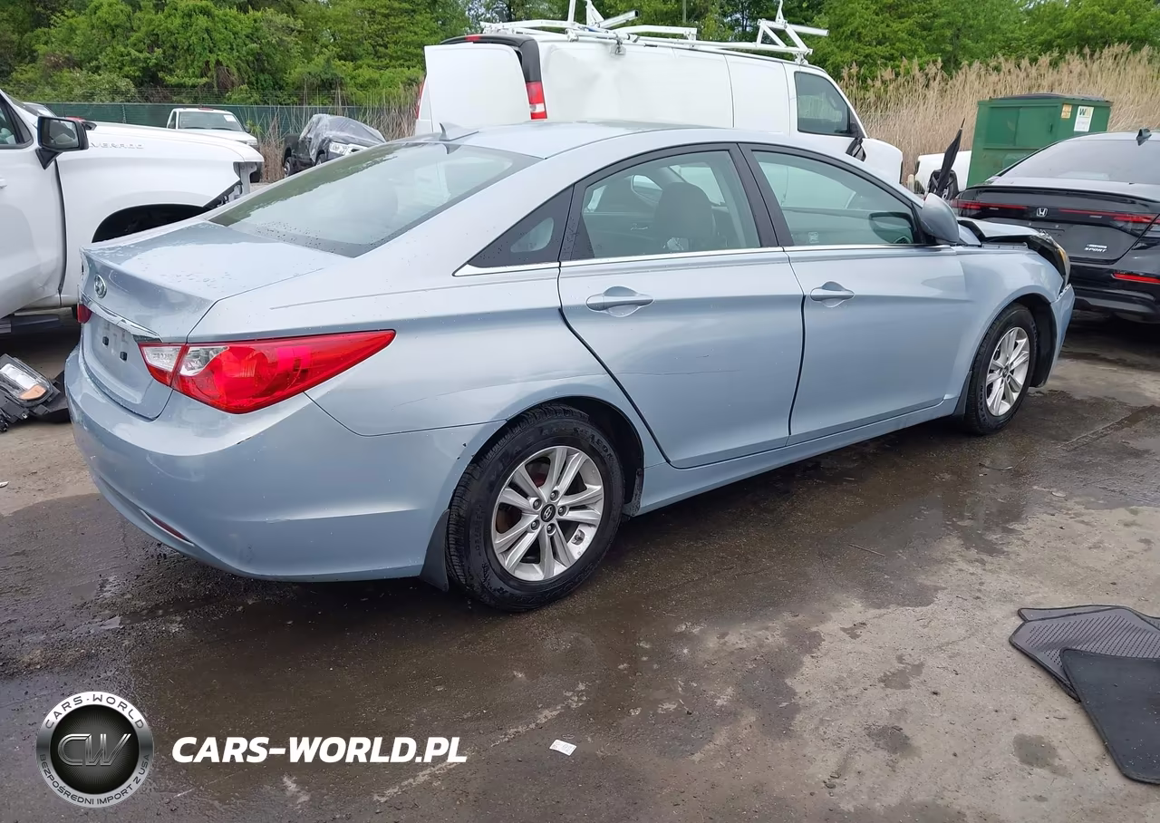 2012 Hyundai Sonata Gls VIN:5NPEB4ACXCH370458 - 4