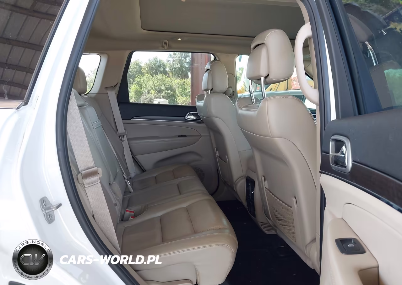 2018 Jeep Grand Cherokee Limited 4X2 VIN:1C4RJEBG9JC197021 - 8