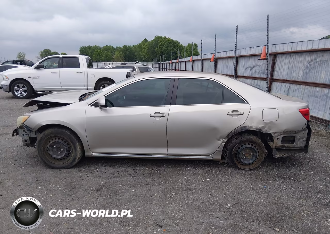 2013 Toyota Camry L VIN:4T4BF1FK9DR326868 - 14