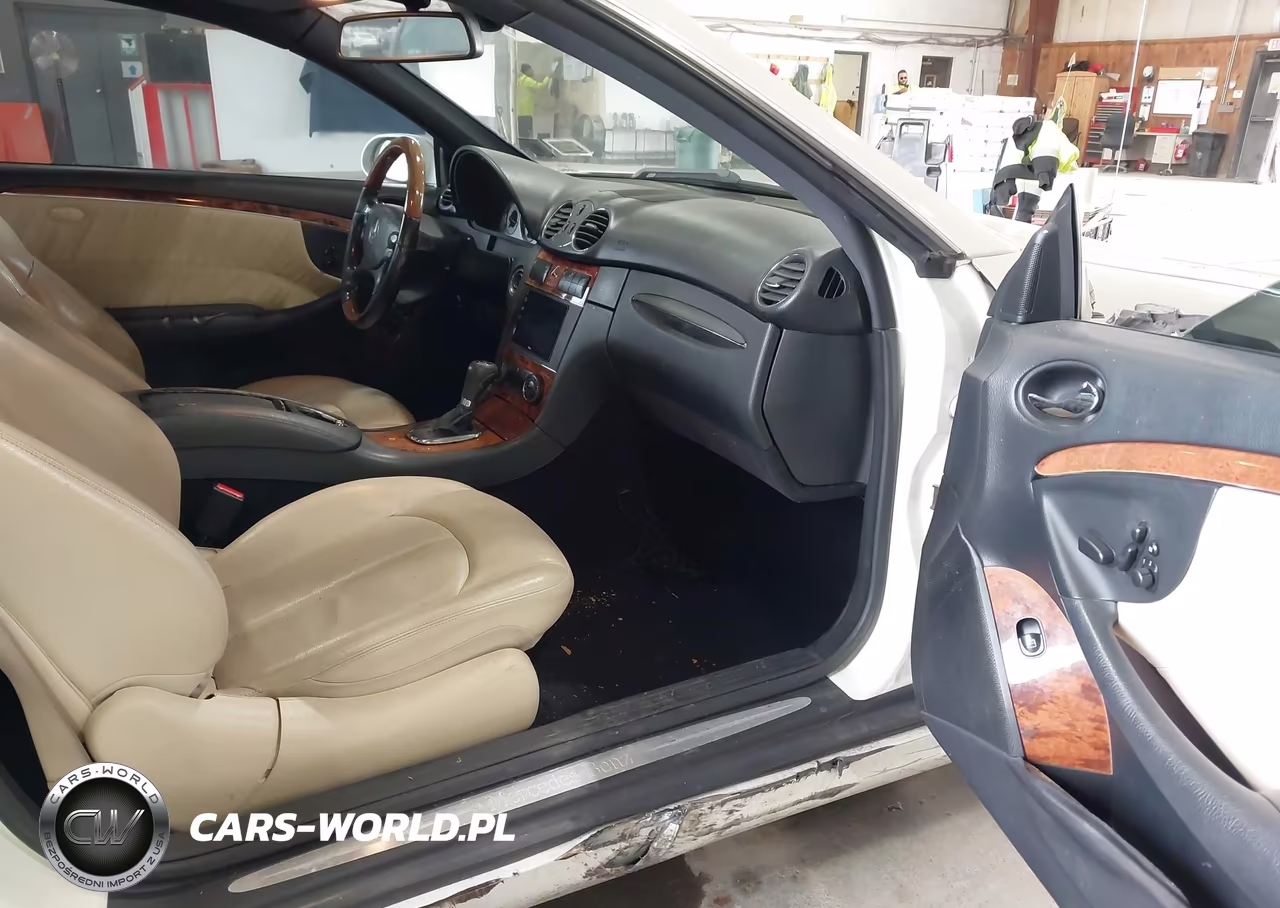 2009 Mercedes-Benz Clk 350 VIN:WDBTJ56H19F264244 - 5