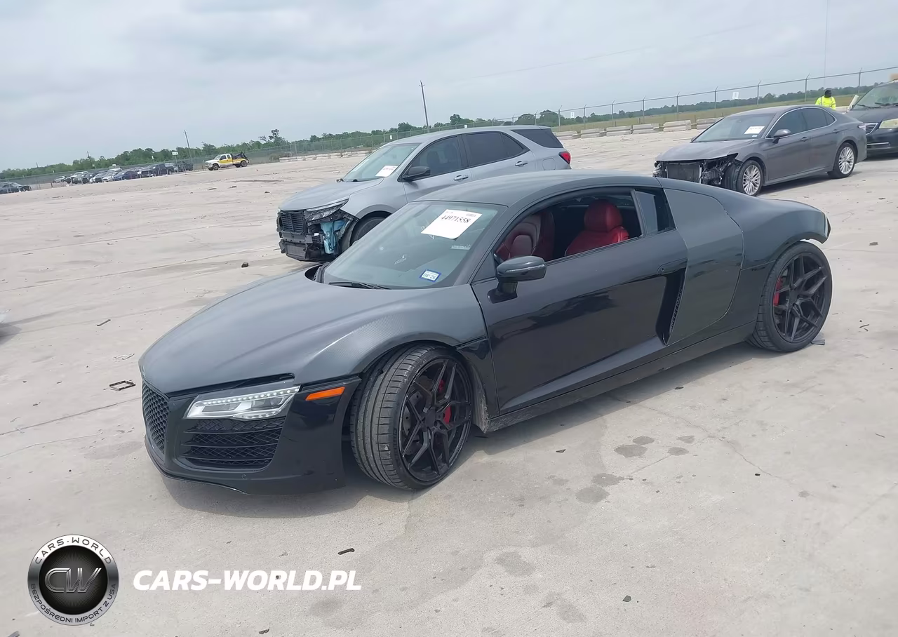 2015 Audi R8 4.2 VIN:WUAAUAFG5F7000923 - 2
