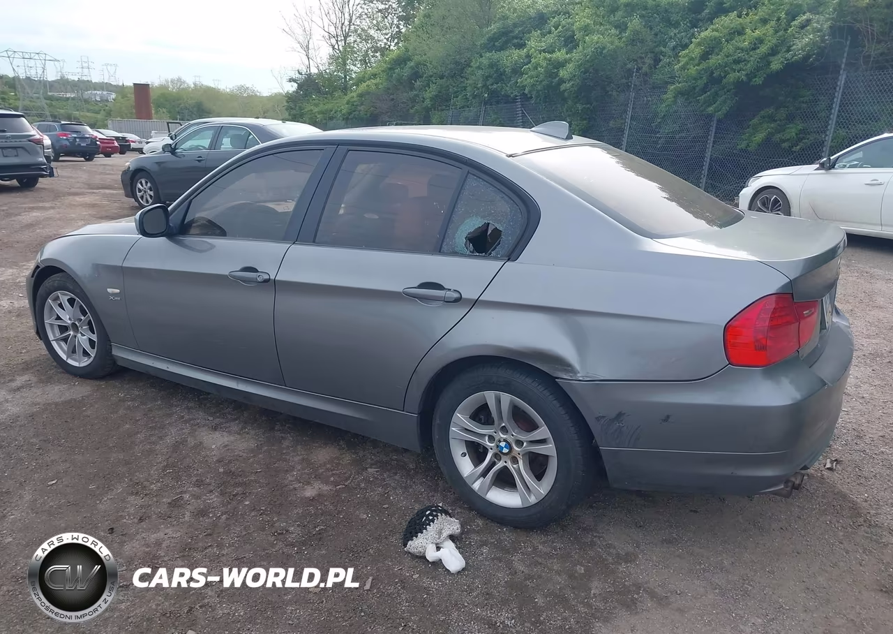 2010 BMW 328I xDrive VIN:WBAPK5C50AA650873 - 3